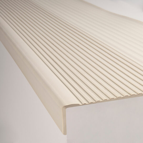 PASO DE ESCALERA PISOPAK PVC HUESO SOLIDO DE 1.2 ML - Imagen 2