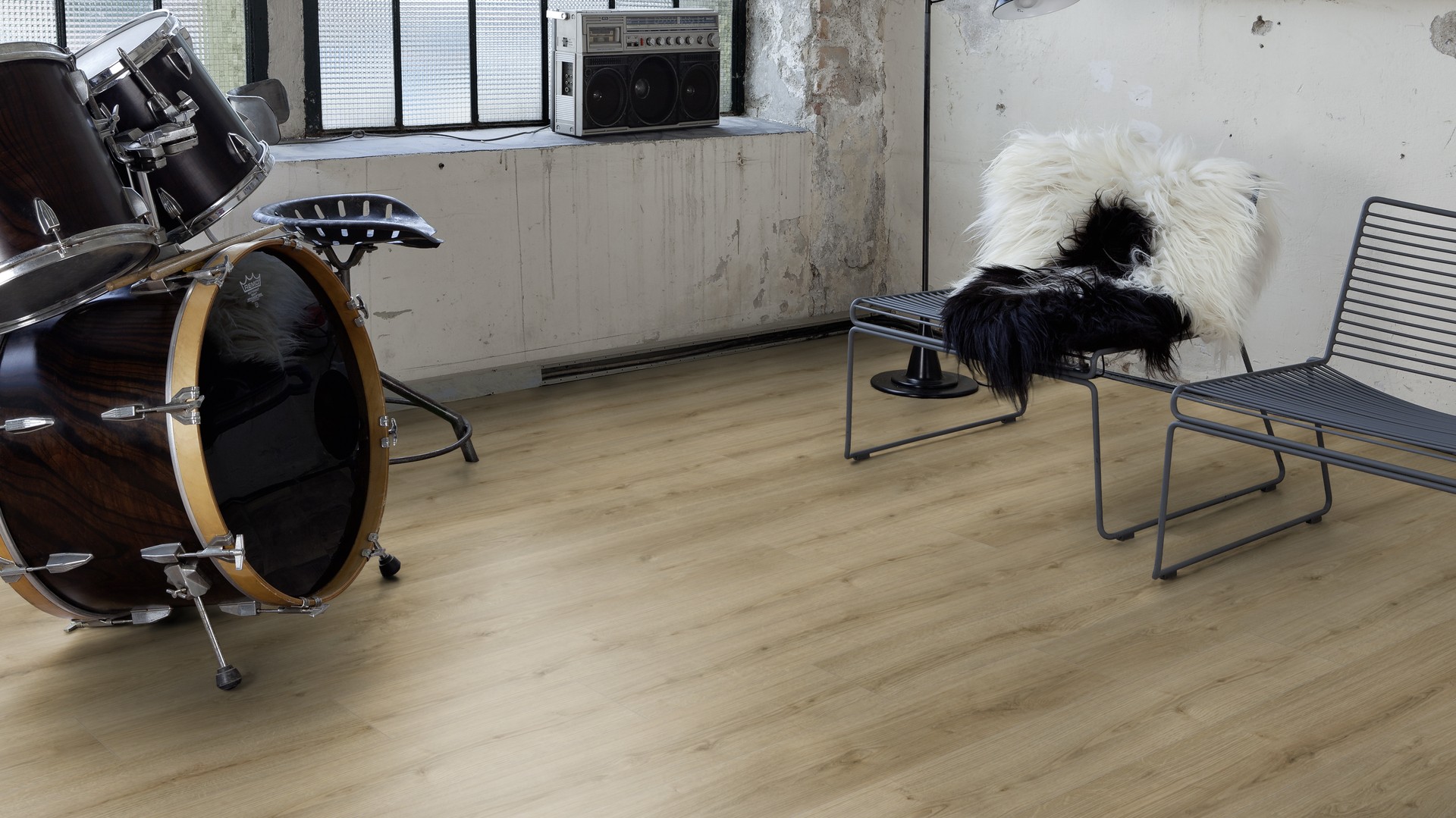 PISO LAMINADO KAINDL CLASSIC EVOKE TREND EN LISTÓN 19.3 cm X 138.3 cm X 7 mm - Imagen 8