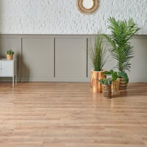 PISO LVT AUTOADHESIVO PINO RÚSTICO MARRON